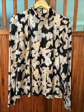 CAbi Black Cream & Pale Yellow Mock Neck Long Sleeve Top
